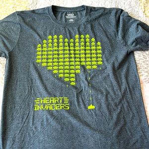 Space invaders, heart invaders, T-shirt
